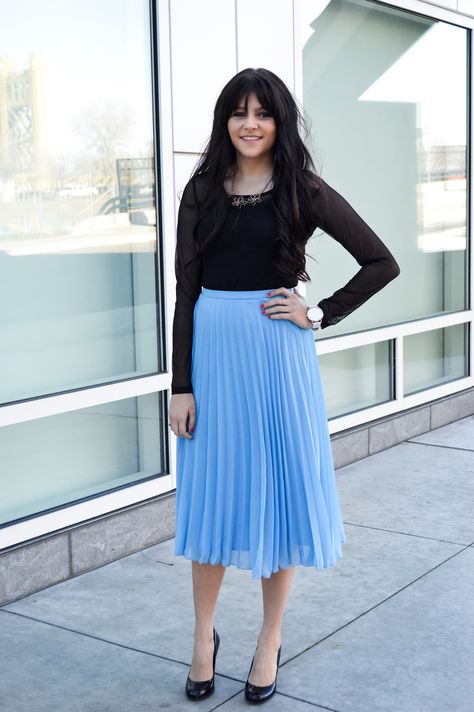 Light Blue Skirt Outfit Ideas, Light Blue Pleated Skirt Outfit, Blue Pleated Skirt Outfit, Nice Pleated Skirt, Blue Skirt Outfits, Light Blue Skirts, Proper Attire, Pleated Fashion, Girly Style Outfits