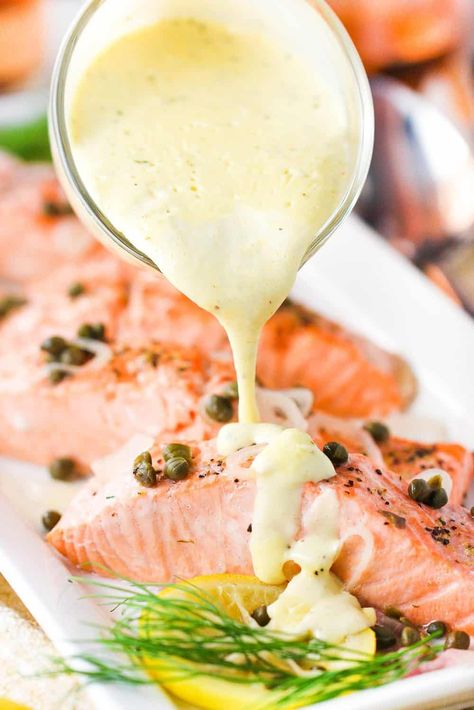 Poached salmon with hollandaise sauce being poured on top Healthy Hollandaise Sauce, Best Hollandaise Sauce, Mother Sauce, Vegan Hollandaise Sauce, Easy Hollandaise, Easy Hollandaise Sauce, Homemade Hollandaise Sauce, Recipe For Hollandaise Sauce, Sauce For Salmon