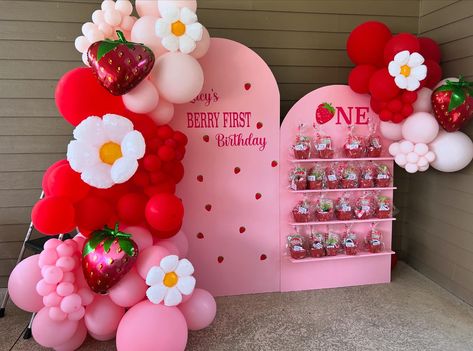 Happy Berry 1st Birthday Lucy!🍓🌸 . . A sweet baby girl is celebrating her BERRY FIRST birthday! . We were a part of her baby shower & now we got to be part of her 1st birthday!. @kershockracy97 Thank you so much for trusting us !!❤️🍓 @serpemtex balloons @balloons_online Berry 1st Birthday, First Birthday Balloons, Strawberry Shortcake Birthday, Berry First Birthday, Strawberry Shortcake Party, Strawberry Party, Sweet Baby Girl, Baby Planning, Baby 1st Birthday