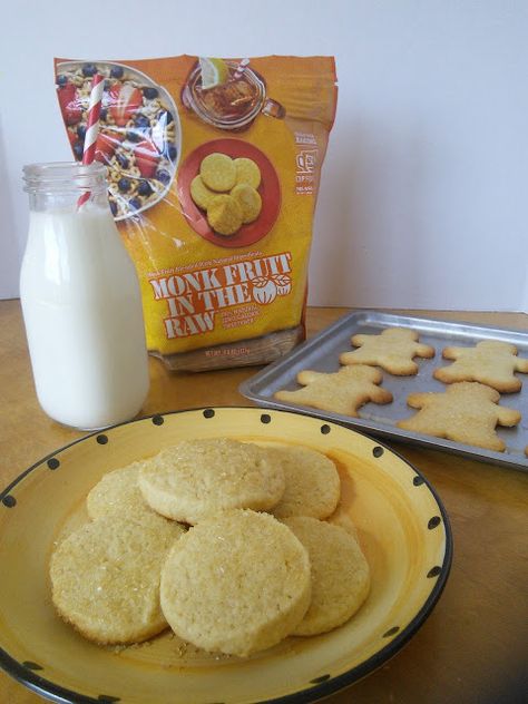 Sugar Cookies With Half The Amount Of Sugar made with Monk Fruit In The Raw® Monkfruit Cookies, Monk Fruit Cookies, Monk Fruit Recipes, Sugar Free Christmas Treats, How To Make Marzipan, Low Sugar Cookies, Decorating Christmas Cookies, Fruit Sugar Cookies, Grain Free Pancakes