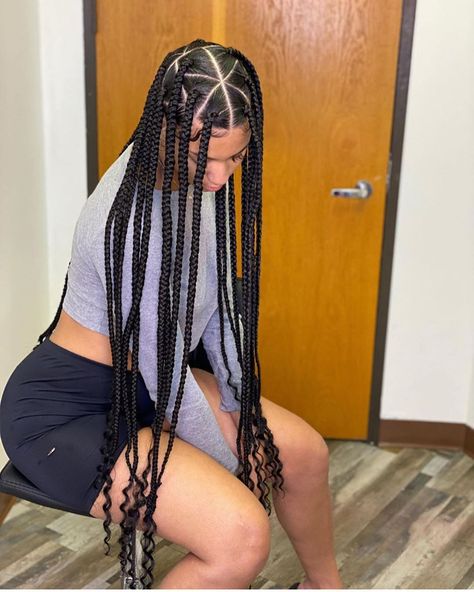 Big Triangle Box Braids, Medium Triangle Part Knotless Braids, Knotless Braids Short, Beautiful Knotless Braids, Triangle Part Braids, Latest Braids, Triangle Part Box Braids, Large Knotless, Medium Knotless