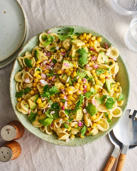 Corn and Avocado Pasta Salad with Cilantro and Lime | Kitchn Pasta Vegetarian, Corn Avocado, Avocado Pasta Salad, Vegan Alfredo, Salads Pasta, Avocado Pasta, Vegan Salads, Easy Pasta Salad, Pasta Salads