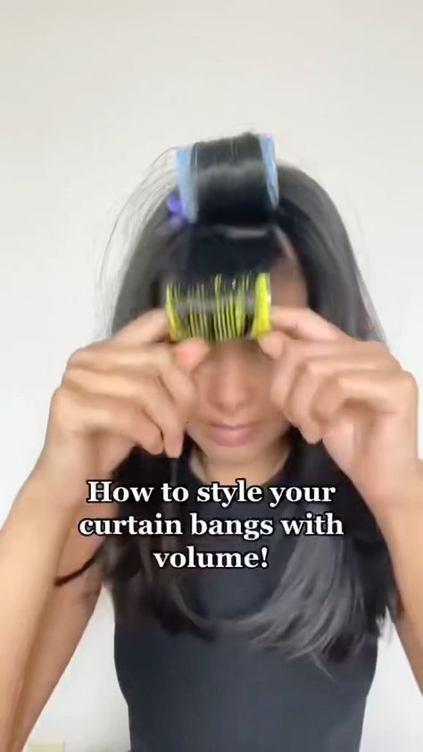 hairtutoriaiz on Instagram: Brb gonna get some velcro rollers 😍❤️ Credit: @haiirologybyjen #curtainbangs #rollers #hairstyles #hair #hairtutorial #hairideas Curtain Bangs Velcro Rollers, How To Use Hair Rollers For Bangs, Velcro Rollers Curtain Bangs, Velcro Roller Curtain Bangs, How To Roll Bangs With Rollers, How To Use Velcro Rollers, Velcro Rollers Tutorial Long Hair, Velcro Rollers Tutorial, Velcro Rollers Bangs