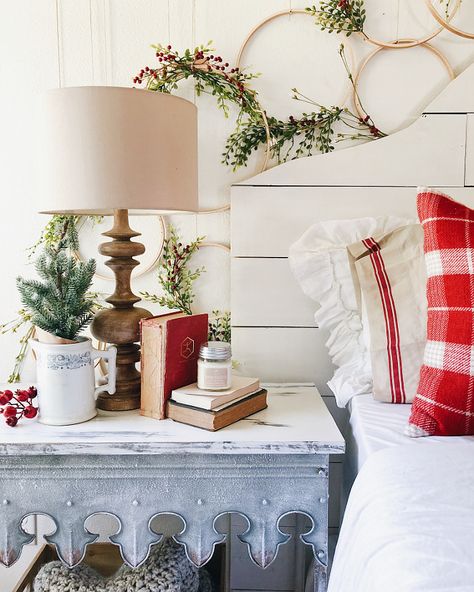 Christmas Interior Design, Rustic Winter Decor, Nightstand Decor, Antique Candles, Christmas Decor Inspiration, Simple Christmas Decor, Handmade Soy Candle, Christmas Interiors, Christmas Bedroom