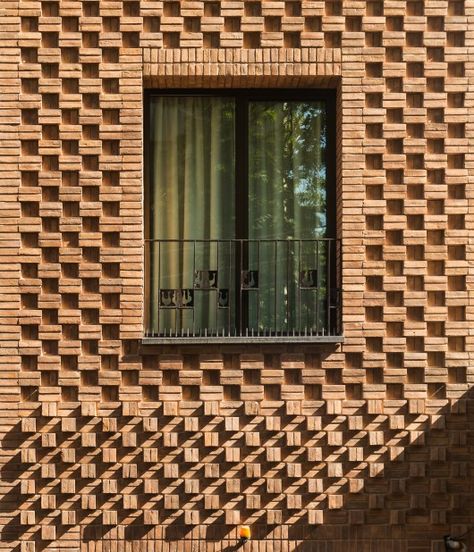 Haghighi Residential Building / Boozhgan Architecture Studio + AAD Studio | ArchDaily Brick Images, Brick Cladding, Brick Detail, Brick Arch, Brick Art, Brick Construction, Brick Texture, Brick Architecture, Brick Facade