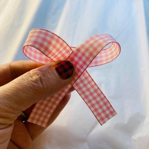 Hairband Crochet, Diy Hairband, Bow Making Tutorials, Easy Bow, Christmas Bows Diy, Bow Diy, Homemade Bows, Simple Bow, Crochet Bow