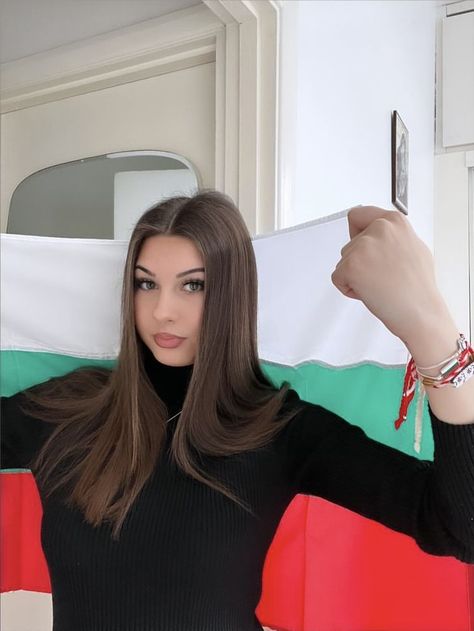 Bulgarian Girl, Bulgarian Flag, Bulgarian Women, Bulgaria Flag, Juventus Wallpapers, Varna Bulgaria, Eastern Europe, Juventus, Bulgaria