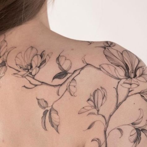 Iren | Floral & Ornamental Tattoo artist on Instagram: "Magnolias blossom ✨ Bookings are open •Wrocław - for April / May •Gdańsk May •Kyiv i will come 24-30.04 •Paris 14-17 of June Contact me DM for make an appointment 💌" Magnolia Vine Tattoo, Dog Wood Tree Tattoo, Magnolia Tattoo Back, Realistic Magnolia Tattoo, Magnolia Tree Tattoo Sleeve, Magnolia Hip Tattoo, Japanese Magnolia Tattoo, Magnolia Blossom Tattoo, Tree Branch Tattoos For Women