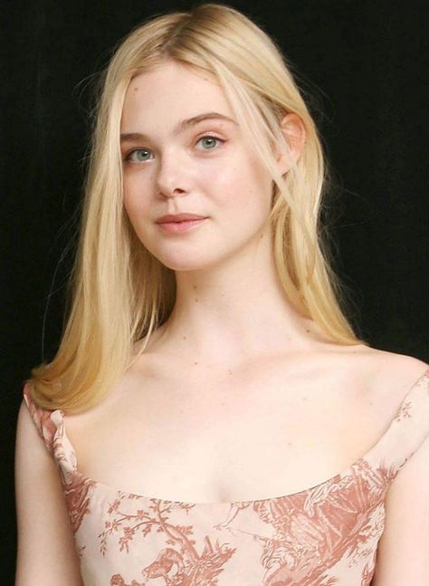 Ella Fanning, Elle Fanning Style, Ashlynn Ella, Fanning Sisters, Purple Pixie, Katherine Pierce, Brooke Shields, Elle Fanning, Natalie Portman