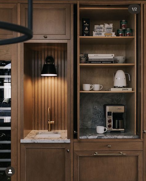 House Coffee Station, Hotel Kitchenette, Coffee Nook Ideas, Home Bar Ideas, Home Wet Bar, Home Bar Design, Built In Cabinet, Coffee Nook, Home Coffee Bar