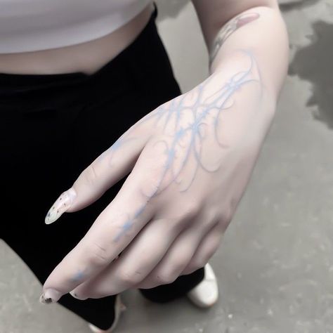 Symetric Tattoo Ideas Arms, Aggrogoth Tattoo, Soft Tattoo, Sigil Tattoo, White Ink Tattoo, Photographie Portrait Inspiration, Aesthetic Tattoo, Dream Tattoos, White Tattoo