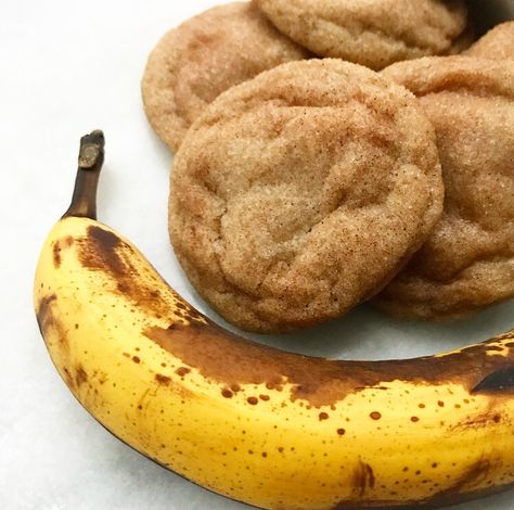 Banana Snickerdoodles – e2 bakes brooklyn Banana Snickerdoodle Bars, Banana Snickerdoodle Cookies, Banana Snickerdoodles, Banana Cookie, Banana Cookie Recipe, Peanut Butter Blondies, Ranch Recipes, Snickerdoodle Bars, Chicken Thights Recipes