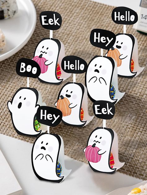 40pcs Halloween Cute Ghost Creative Lollipop CardI discovered amazing products on SHEIN.com, come check them out! Halloween Giveaway Ideas, Halloween Souvenirs, Diy Halloween Candy, Halloween Treat Holders, Halloween Lollipop, Halloween School Treats, Halloween Cute Ghost, Dulces Halloween, Ghost Party