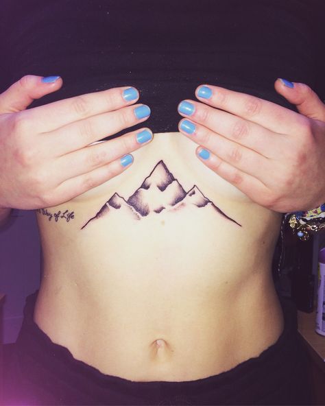 Mountain tattoo #mountain #tattoo #sternum #sternumtattoo Sternum Mountain Tattoo, Mountain Tattoo Chest, Breastbone Tattoo, Alaska Tattoos, Landscape Tattoos, Chest Tattoo Girl, Shoulder Henna, Alaska Tattoo, Tattoo Sternum