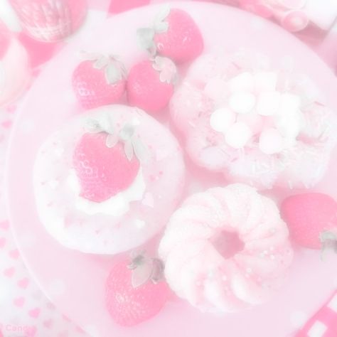 Sweetcore Aesthetic, Cute Pink Outfits, Pink Sweets, Pink Core, Pink Food, Soft Pink Theme, Baby Pink Aesthetic, Cute Snacks, Kawaii Core