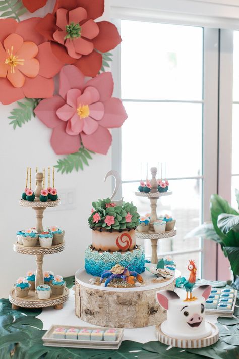 Moana Themed Birthday Party, Moana Birthday Party Cake, Disney Moana Birthday Party, Moana Birthday Decorations, Moana Birthday Cake, Moana Birthday Party Theme, Moana Theme Birthday, Cakes Elegant, Moana Cake