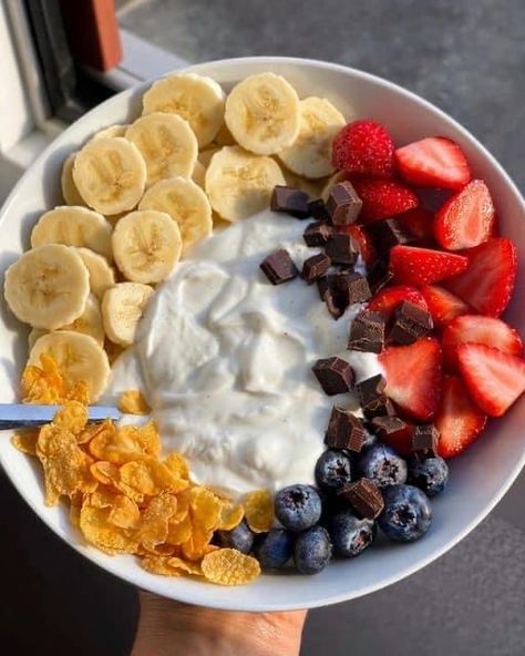 Yogurt Breakfast, Healthy Food Menu, Healthy Food Inspiration, Healthy Food Dishes, Healthy Food Motivation, Healthy Lifestyle Food, Food Videos Cooking, Breakfast Bowls, Food Obsession