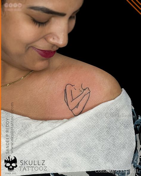 This self-hug tattoo is a reminder to always hold space for yourself, even in the toughest times! Follow @skullztattooz for more 🔥 Call or DM for appointments at #9533220311 #tattoo #smalltattoo #selfhug #hugtattoo #girltattoo #tattooed #minimaltattoos #skullz_tattooz #sandyskullz Hold Space For Yourself, Hug Tattoo, Hold Space, Tough Times, Girl Tattoos, Small Tattoos, Tattoos, Quick Saves