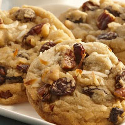 Coconut Raisin Pecan Cookies Sweet Ideas, Pecan Cookies, Coconut Cookies, Raisin Cookies, Vanilla Cookies, Unsweetened Coconut, Toasted Pecans, Cookies Recipes Chocolate Chip, Cookie Monster