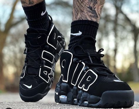 Air Max Uptempo Outfit, Air Tempo Nike, Up Tempo Nike, Nike Uptempo Sneakers, All Red Nike Shoes, Drip Sneakers, Red Nike Shoes, Nike Air Uptempo, Bold Shoes