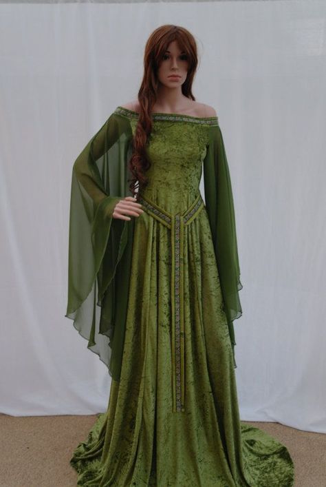 Elven dress Celtic wedding dress medieval dress by camelotcostumes: Celtic Wedding Dress, Forest Dress, Elven Dress, Fantasy Dresses, Celtic Wedding, Medieval Costume, Medieval Dress, Medieval Clothing, Fantasy Costumes