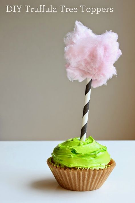 Lorax Birthday, Lorax Party, Dr Seuss Party Ideas, Truffula Tree, Dr Seuss Birthday Party, Seuss Party, The Lorax, Food Crafts, Let Them Eat Cake