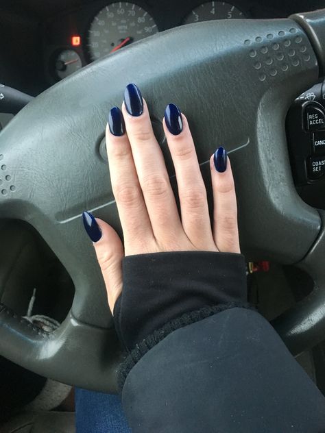 Midnight Blue almond nails #modsalonohio Blue Nails Acrylic Almond, Nail Fall Ideas, Nails Midnight Blue, Midnight Blue Nails, Blue Nails Acrylic, Blue Almond Nails, Nails And Toes, Nail Fall, Oval Nail