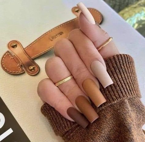 Nail Design Glitter, Brown Acrylic Nails, Brown Nails Design, Cute Nails For Fall, Nails 2021, Bling Acrylic Nails, Brown Nails, Fall Nail, Fire Nails