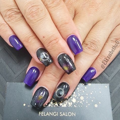 Solar Eclipse Nails Solar Eclipse Nails Design, Eclipse Nails Design, Solar Eclipse Nail Art, Eclipse Nail Art, Solar Eclipse Nails, Eclipse Nails, 2024 Eclipse, Hard Gel Nails, Galaxy Nails