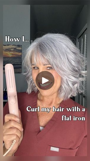 Curling Medium Layered Hair, Lange Flat Iron Tutorial, Different Curling Irons, Beach Waves Hair Curling Iron, Curling Hair With Lange Straightener, How To Curl Hair With Lange Straightener, Curling Your Hair With A Flat Iron, Best Curlers For Fine Hair, Use Straightener To Curl Hair