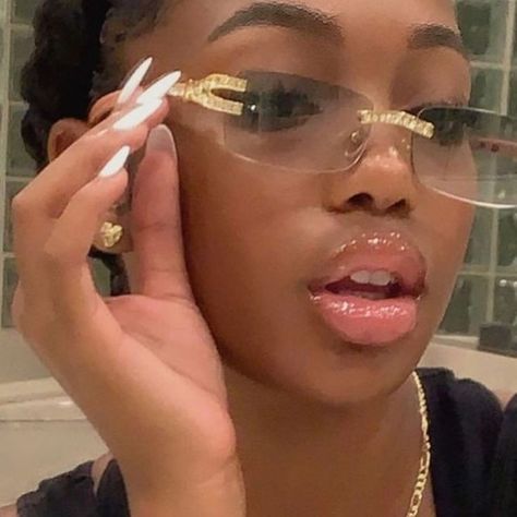 Rimless Glasses, Your Value, Black Barbie, Rimless Sunglasses, Mens Glasses, Black Love, Sunglasses Vintage, Vintage Diamond, Glasses Fashion