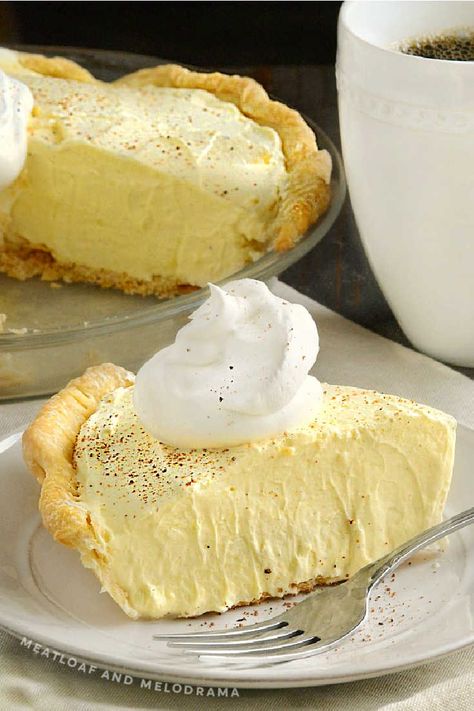 Eggnog Pie - Meatloaf and Melodrama Christmas Dessert Menu, Eggnog Pie, Eggnog Dessert, Easy Eggnog, Eggnog Cheesecake, Slice Of Pie, Egg Nog, Melodrama, Cream Pie