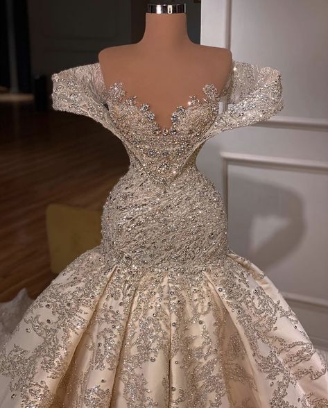 Valdrin Sahiti, Wedding Dress Bustle, Wedding Dresses Princess Ballgown, Wedding Dress Organza, Gowns Dresses Elegant, Dinner Dress Classy, Stunning Prom Dresses, Fancy Wedding Dresses, 2022 Wedding