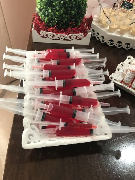 Grad Party Nurse Theme, Nurse Desert Table, Nurse Halloween Party, Nursing Graduation Party Snacks, Medical Assistant Party Ideas Graduation, Healthcare Themed Party, Nurse Graduation Decorations, Nursing School Graduation Party Ideas Centerpieces, Nursing Student Graduation Party