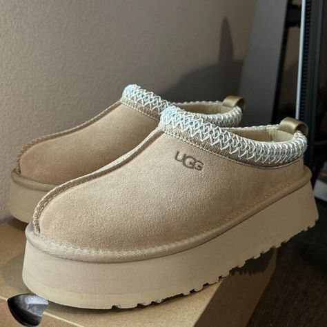 UGG Tazz Platform Slipper Mustard Seed Uggs Tazz Slipper, Tazz Slipper Outfit, Uggs Tazz, Outfit Mustard, Ugg Tazz Platform, Slipper Outfit, Tazz Slipper, Ugg Tazz, Seed Shop