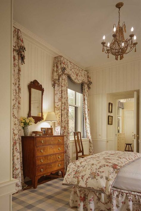 There are so many things I love about this room: calming colors, textures, different patterns on the floor compared to the bedding--and it works! (John Murray Architect) Rustic Farmhouse Bedroom Ideas, Rustic Farmhouse Bedroom, Traditional Bedroom Decor, Casa Vintage, Farmhouse Bedding, Farmhouse Bedroom Decor, Traditional Bedroom, Dreamy Bedrooms, Chic Bedroom