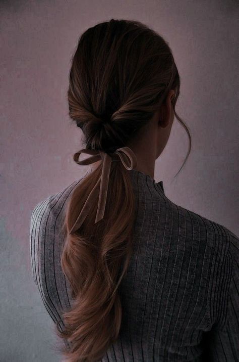 Hair Stayl, Classy Hairstyles, Pulled Back Hairstyles, Clip Hairstyles, Work Hairstyles, Long Hair Women, Elegant Hairstyles, Aesthetic Hair, Hairstyles Haircuts