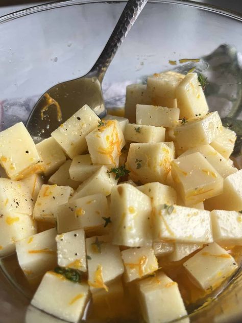 Marinated Cheddar Cheese, How To Cut Manchego Cheese, Manchego Cheese Appetizers, Marinated Manchego Cheese, Manchego Cheese Appetizers Spanish Tapas, Manchego Cheese, Cheese Dishes, Quick Weeknight Dinners, Cheese Lover