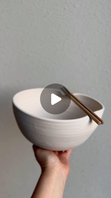 erin chu ceramics ✿ on Instagram: "hello! i’m waiting on the ones i glazed from two weeks ago - since i fire at a local studio the wait is loooooong and im shaking with anticipation because i trialed with a few different glazes (pls don’t be ugly 😩🤞🏼)  i took a mental and physical break from the wheel for a few weeks because i have been busy busy with work and have been overwhelmed with the love and interest for this ramen bowl from my last reel about it (ily!!!) but now im back and ready as ever to make more of these for my soup + noodle lovers :-)   i have not planned how i want preorders to be like yet but shipping will only be within CA and US, with options to pick up locally. There will be 3 sizes - S, M and L measuring (6”, 7” and 8”) with varying clay options.   thank you for bei Noodle Bowls Ceramic, Clay Ramen Bowl, Ceramic Noodle Bowl, Noodles Lover, Busy Busy, Ramen Bowl, Noodle Bowls, Im Back, My Last