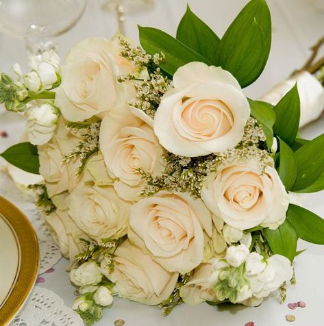 Everything to Know About Sam's Club Flowers for Your Wedding Sams Club Flowers, Bridesmaid Bouquet White, Fresh Wedding Flowers, Bulk Wedding Flowers, White Bridesmaid, Bridesmaid Bouquets, Bouquet Toss, Flower Care, Flowers For You