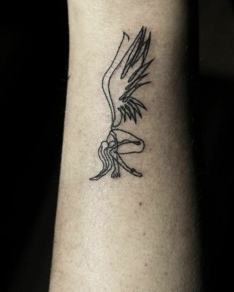 Woman With Wings Tattoo, Line Fox Tattoo, Line Art Tattoo Ideas, Single Line Woman, Woman With Wings, Miscellaneous Tattoos, Line Art Tattoo, Cute Simple Tattoos, Art Tattoo Ideas