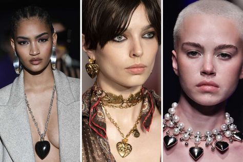 2023 Fall Accessory Trends, 2023 Fashion Accessories, Street Style Jewelry 2023, Aw23 Jewellery Trends, Fall 2023 Accessories Trends, Hair Accessories Fall 2023, Fall Winter 2023 Jewelry Trends, Accessories Fall Winter 2023, Fashion Week Jewelry