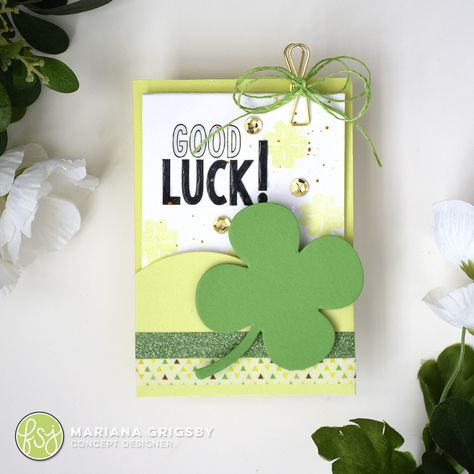 Kinds Of Green, Springtime Crafts, St Patrick's Day Cards, Happy Birthday Cards Diy, Something Green, Easter Decor Ideas, Paper Quilling Patterns, Slimline Cards, Month Of March