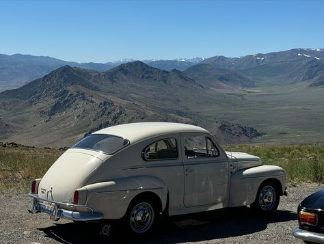 Amazing views from the East side of the Sierra Nevada mountains. #motherlode400 #vintagerally #drivevintage Volvo Pv544, Vintage Volvo, Nevada Mountains, Sierra Nevada Mountains, Amazing Views, Sierra Nevada, East Side, The East, Nevada