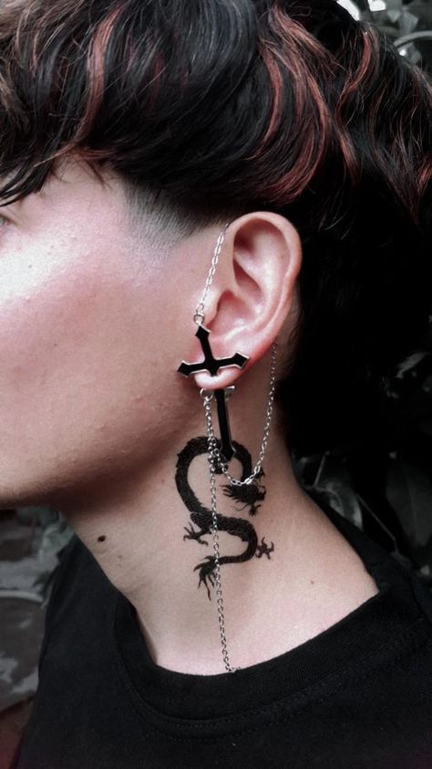 Chinese Dragon tattoo neck earring aesthetic aircut aesthetic boy Neck Dragon Tattoo, Tattoo In Neck, Dragon Tattoo Neck, Chinese Dragon Tattoo, Neck Tattoos For Men, Earring Aesthetic, Chinese Dragon Tattoos, Neck Tattoo For Guys, Neck Tattoos