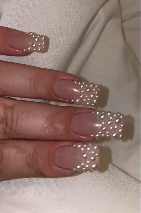 Pearl Nails, Nail Inspiration, Trendy Nails, Short Nails, Stylish Nails, Gorgeous Dresses, Nail Ideas, Nail Inspo, Nail Designs