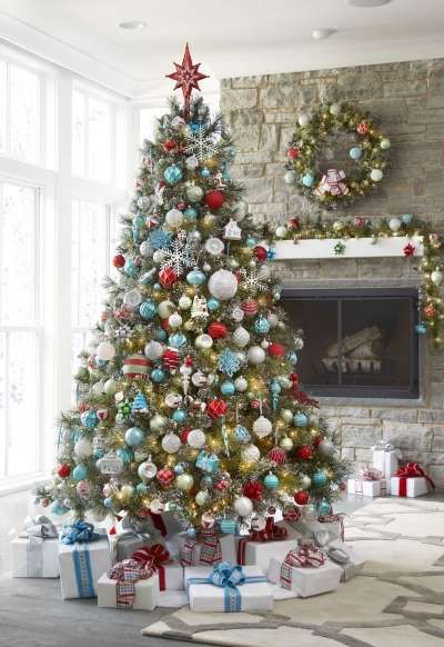 Teal Decorations, Christmas Tree Inspiration Red And Gold, Taylor Christmas, Rose Gold Christmas Decorations, Turquoise Christmas, Silver Christmas Decorations, Gold Christmas Decorations, Christmas Tree Inspiration, Xmas Trees