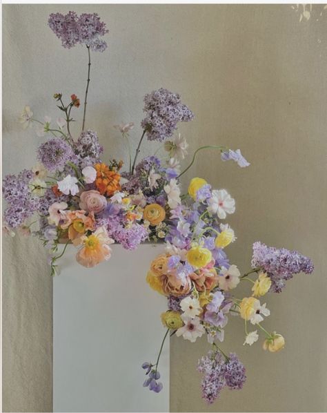 Lilac Flower Arrangements Wedding, Lavender And Citrus Wedding, Citrus Lavender Wedding, Funky Wedding Flowers, Lilac And Orange Wedding, Whimsical Flower Arrangements, Lavender Palette, Sweet Pea Bouquet, Photoshoot Flowers