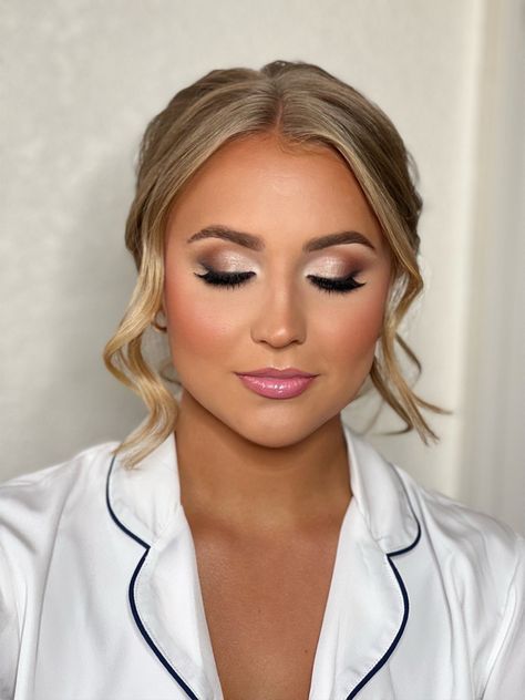 Glam Bride Makeup, Wedding Makeup For Blue Eyes, Wedding Eyes, Wedding Makeup Bride, Wedding Eye Makeup, Glam Wedding Makeup, Bridesmaid Hair Makeup, Formal Makeup, Bridal Makeup Natural