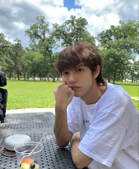 Renjun Boyfriend Material, Nct Dream Renjun, Nct Renjun, Huang Renjun, K Idols, Instagram Update, Boyfriend Material, Nct 127, Nct Dream